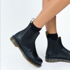 Doc Martens Chelsea Boots